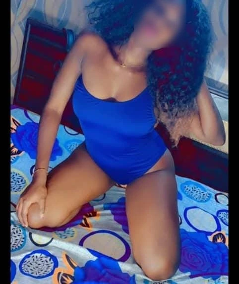 Lilly, Hot Independent Queen – South African escort in New Delhi — 2 / 7
