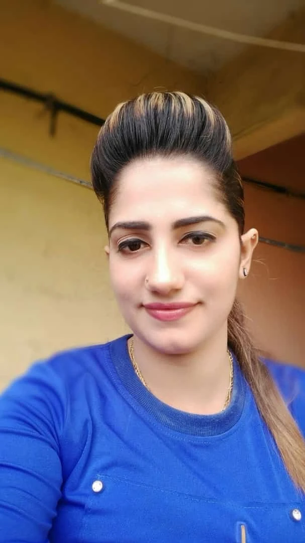 Jiya Hi Profile – Indian escort in Mumbai — 2 / 6