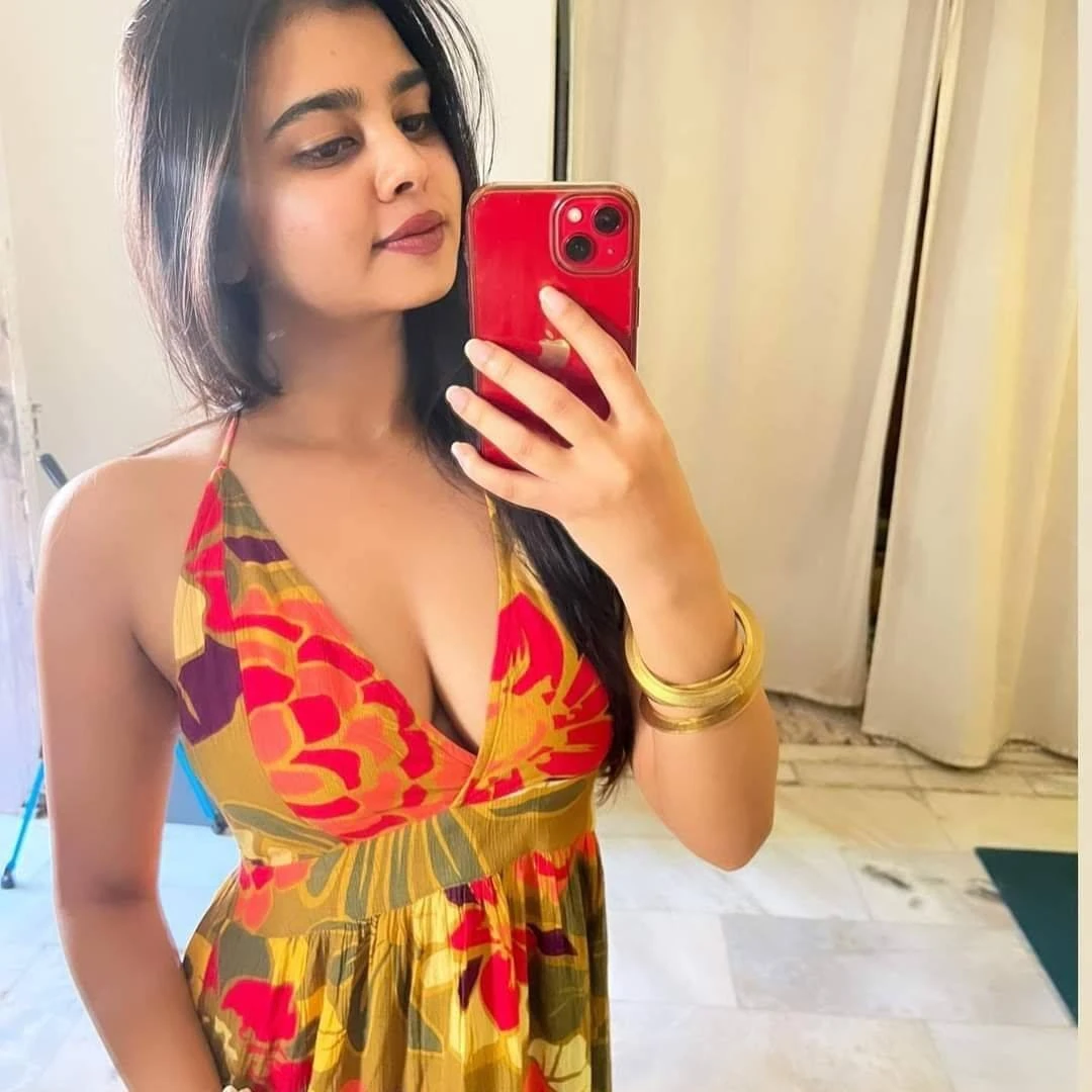 ₹ 6000 call girls in Noida – escort in Noida — 4 / 7