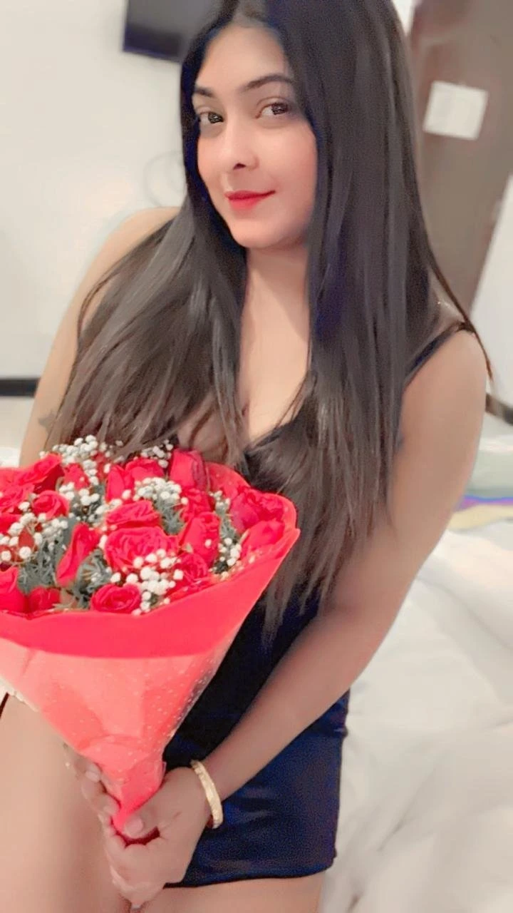 Nishu real meet incall – Indian escort in Ahmedabad — 8 / 28