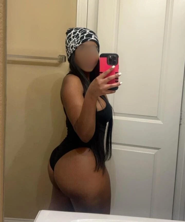 Sweet Carolina – Ethiopian escort in Chennai — 2 / 3