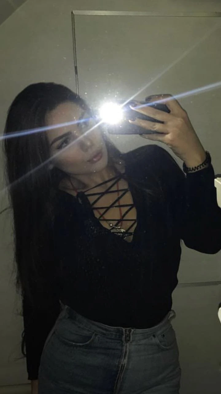 Mariya – Indian escort in New Delhi — 2 / 3