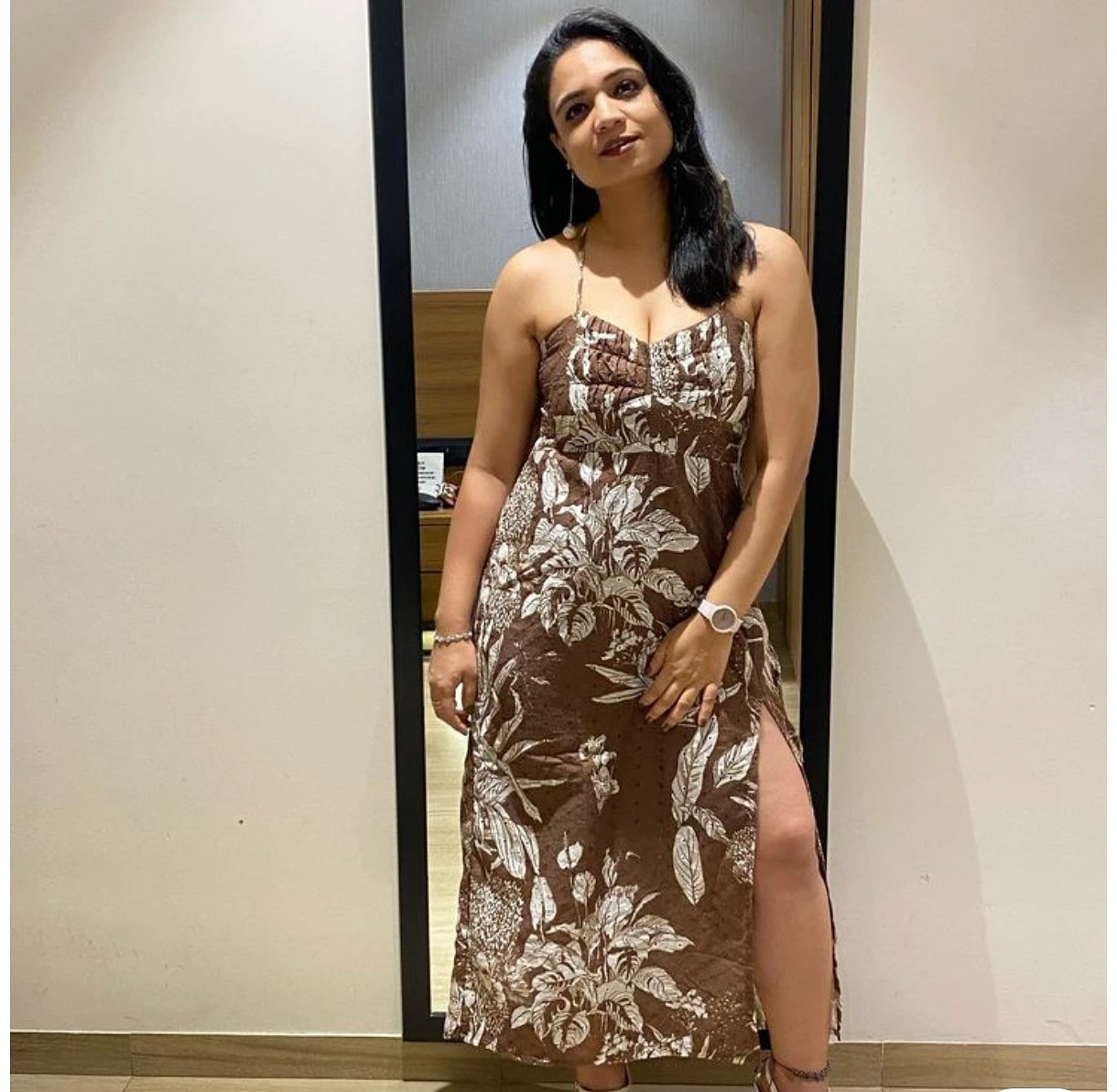 Joya Independent – Indian escort in New Delhi — 2 / 4