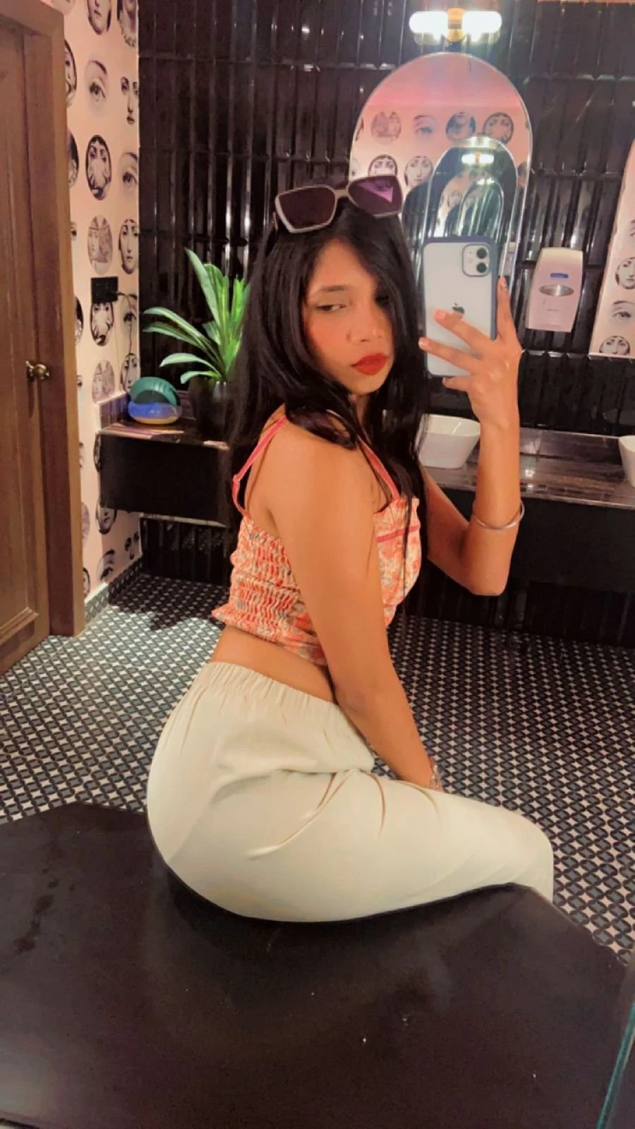 Trisha Hot &Genuine No Advance Escort se – Indian escort in Pune — 5 / 7