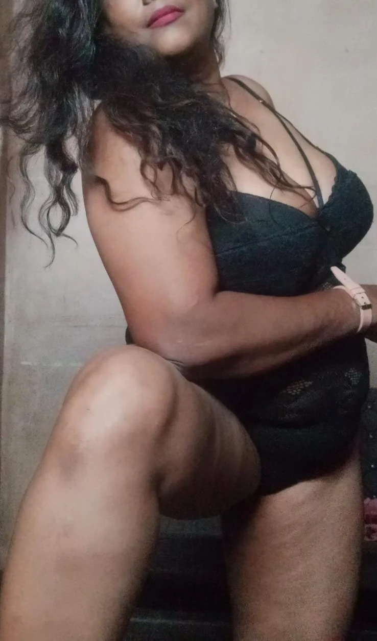 Ishika – Indian escort in Mumbai — 4 / 6