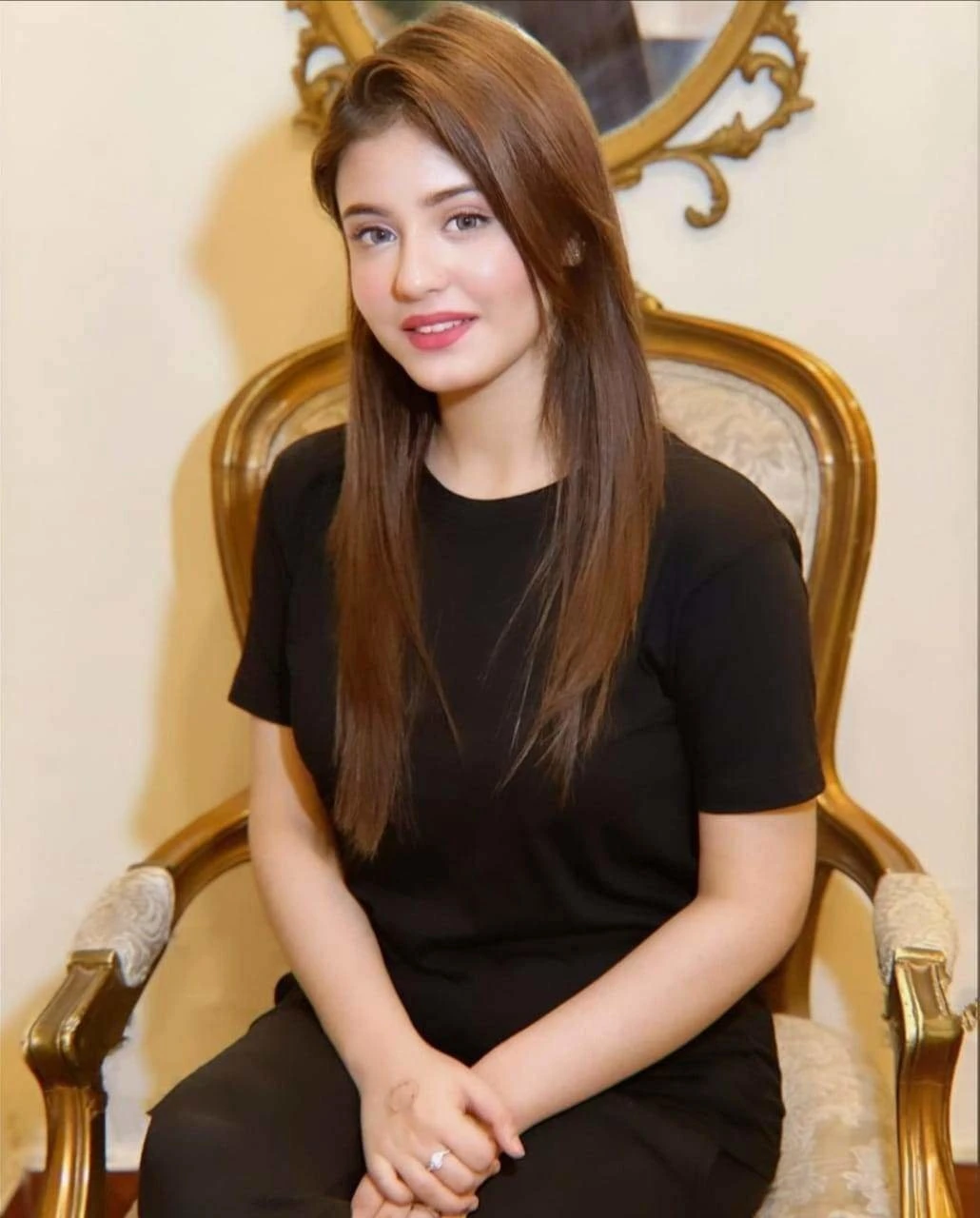 Hania Malik – Pakistani escort in Islamabad — 3 / 4