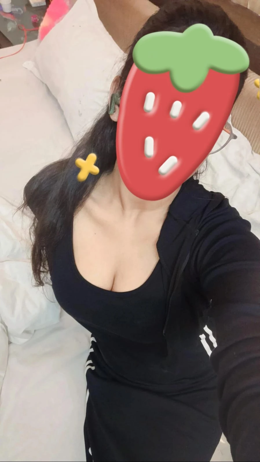 Cut and Full Erotic Joyaa Vvip Escorts – Indian escort in Pune — 1 / 3