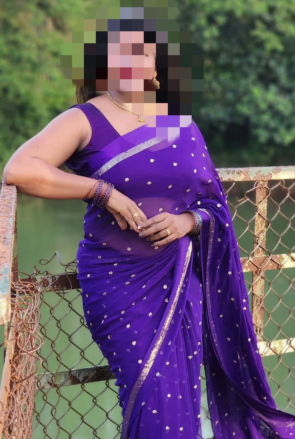 Cam Bhabhi .. – Indian escort in Pune — 1 / 3