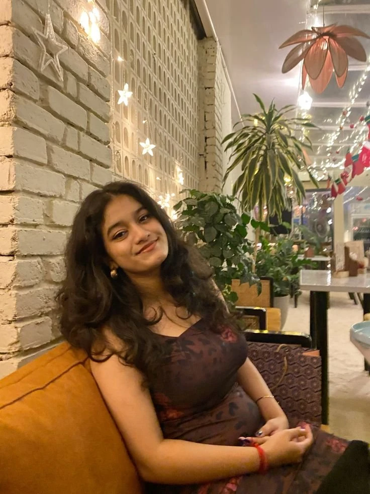 Vinita – Indian escort in Kochi — 2 / 3