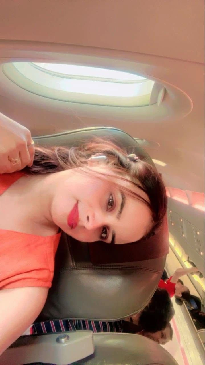 Renu Independent Girl Available in Delhi – Indian escort in New Delhi — 5 / 7