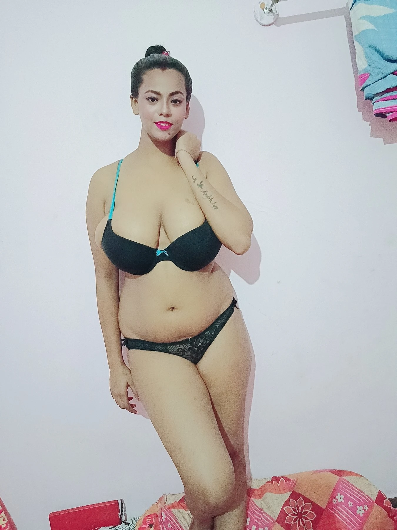 Ronita big boobs.. – Indian escort in Hyderabad — 8 / 21