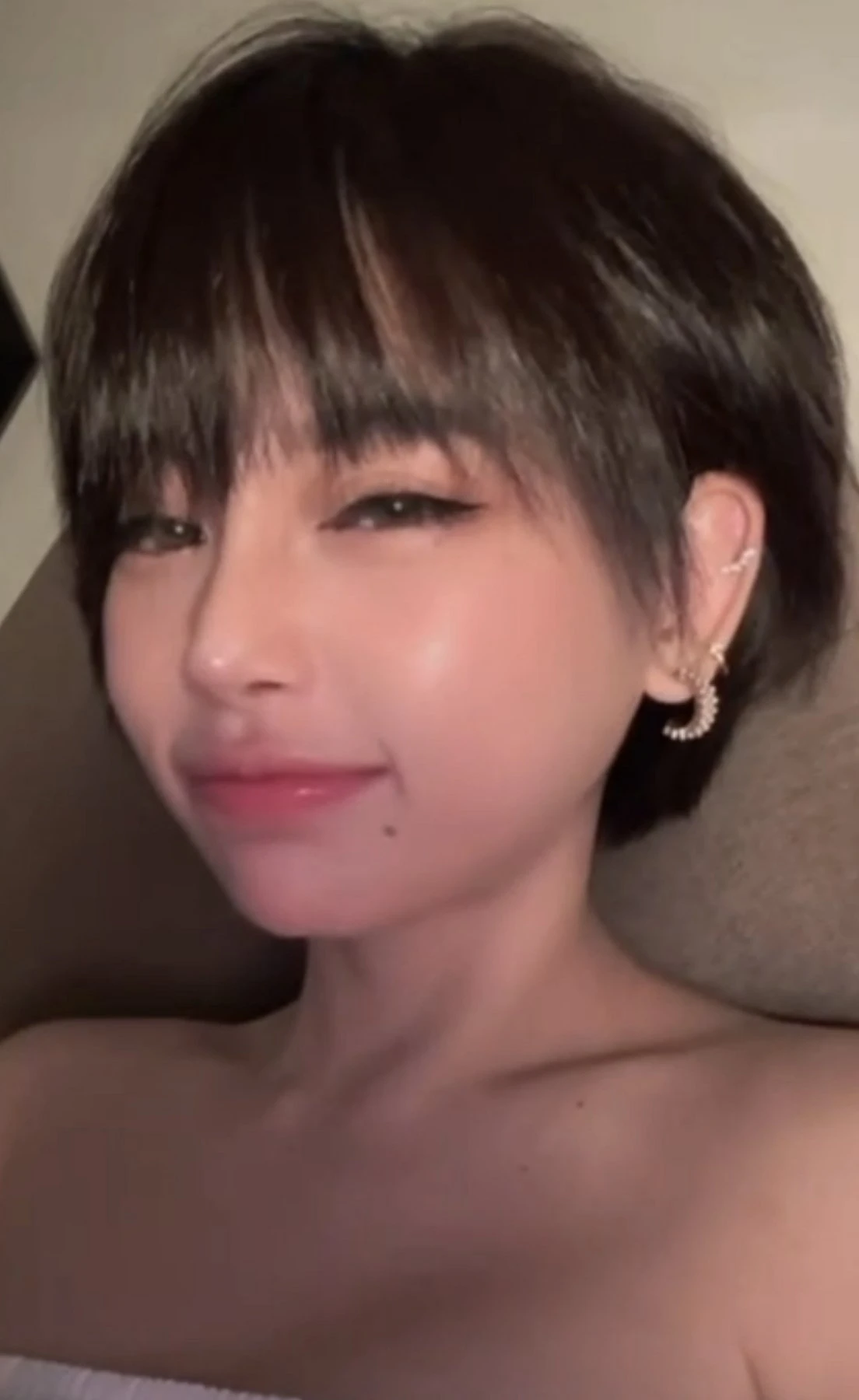 Mina – South Korean escort in Pyeongtaek — 8 / 9