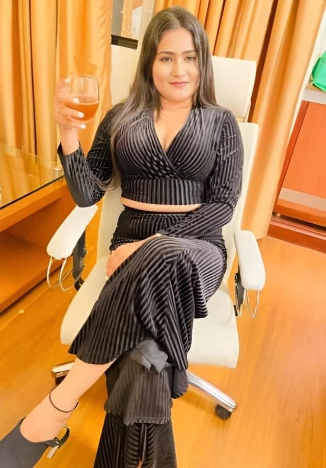 Direct Payment in Star Hotel – Indian escort in Chennai, Escort, Chennai