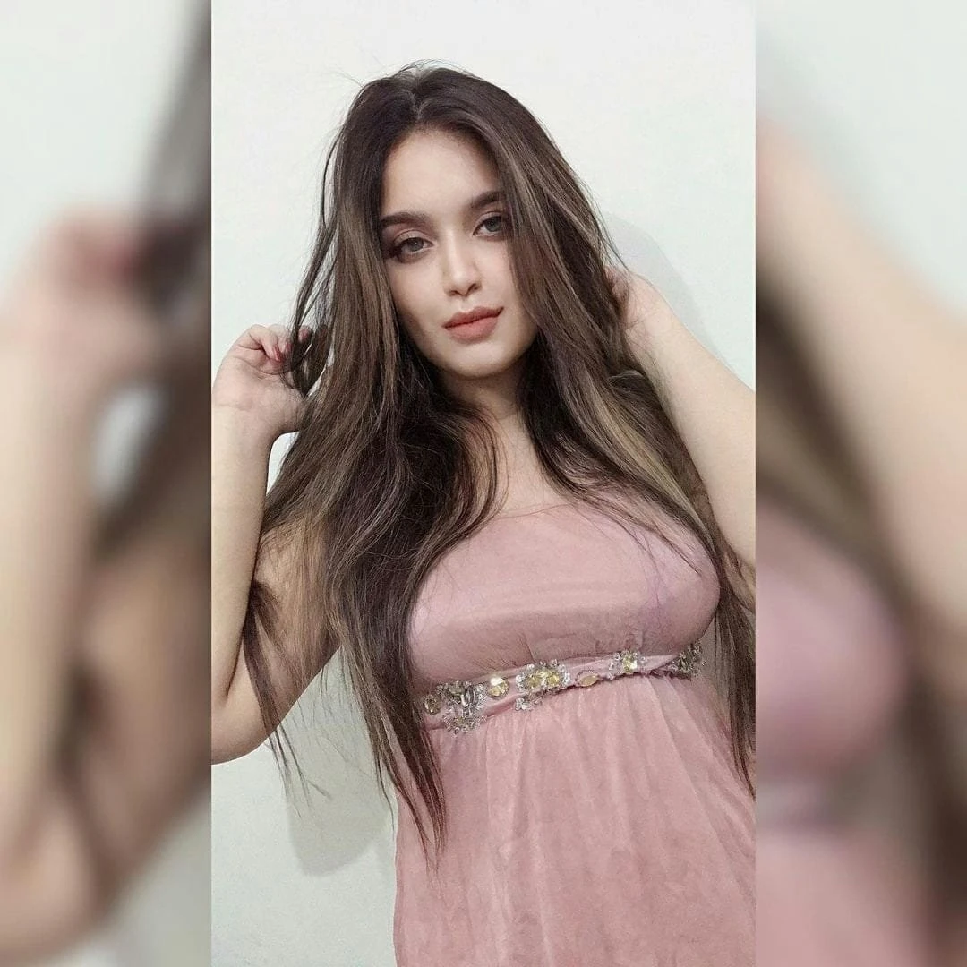 Hania Khan – Pakistani escort in Islamabad — 4 / 7