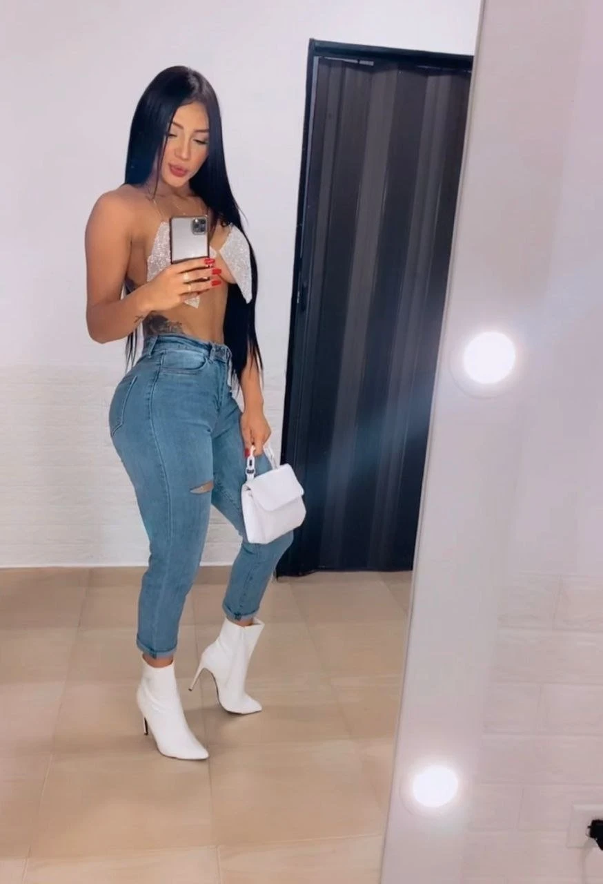 Mandy – Venezuelan escort in Beirut — 4 / 8