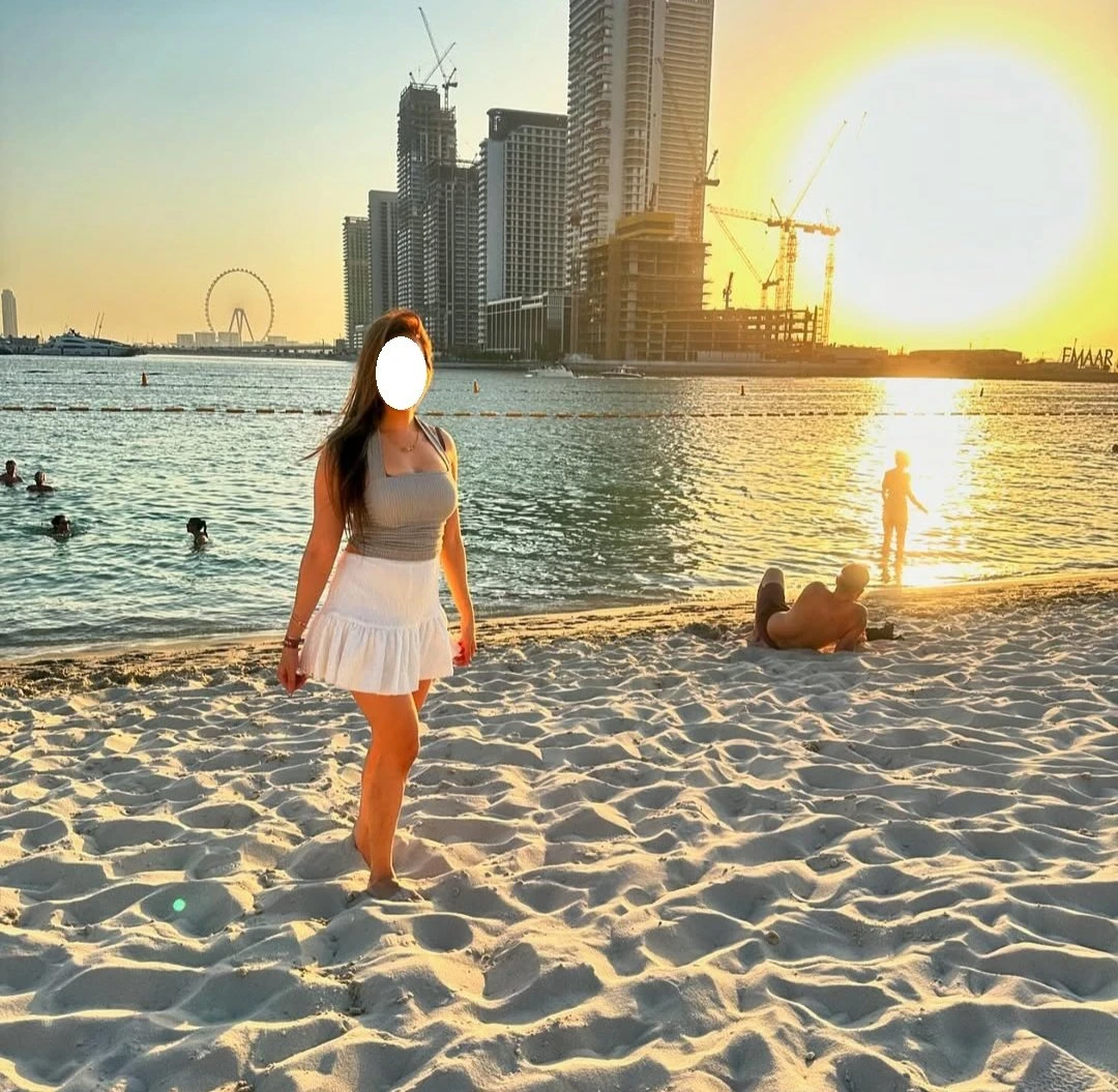 Naina – Indian escort in Noida — 23 / 30