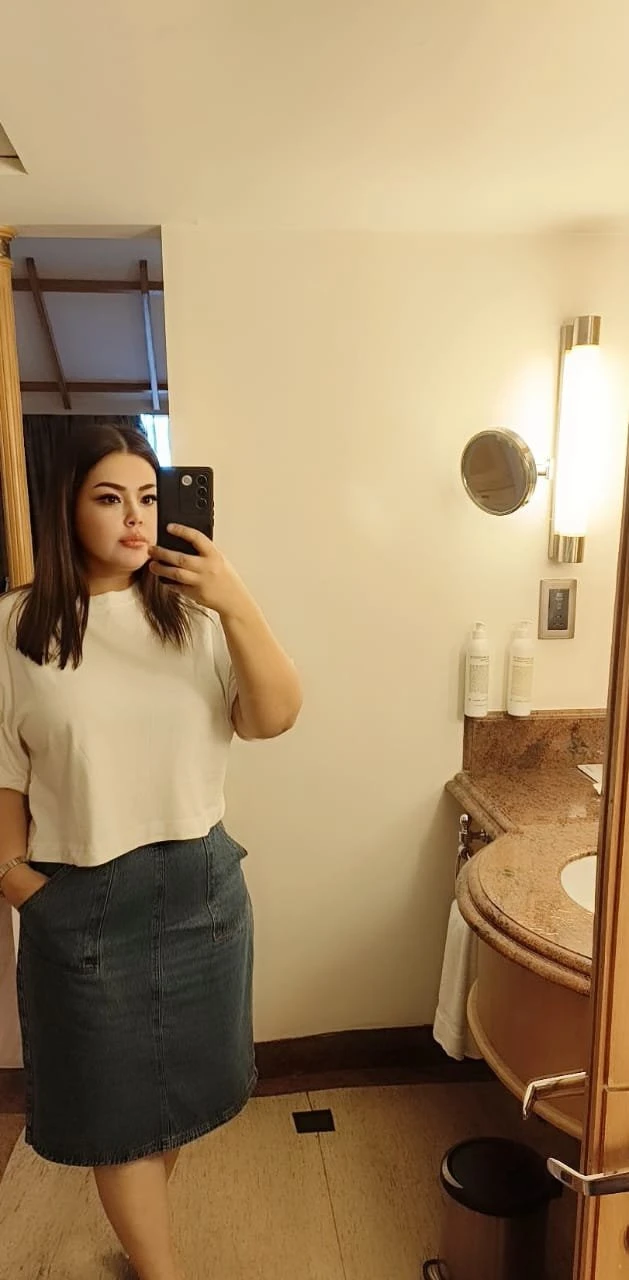 Arzu Independent – Russian escort in Noida — 2 / 7