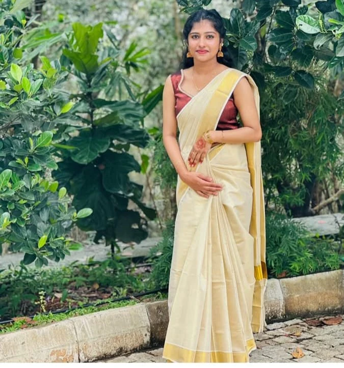 Meenakshi Prajapat – Indian escort in Hyderabad, Escort, Hyderabad