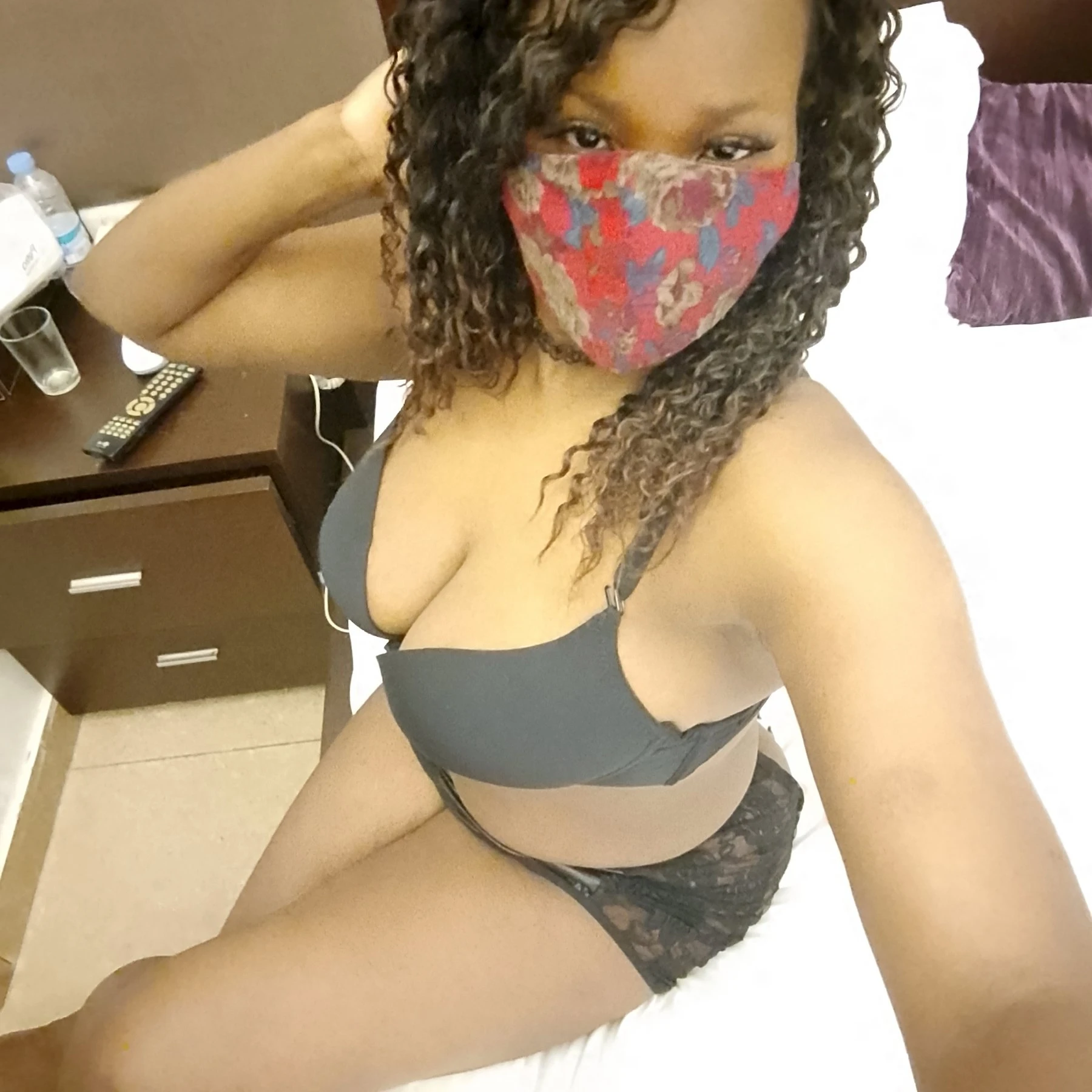 Aslay – Ghanaian escort in Beirut — 3 / 4