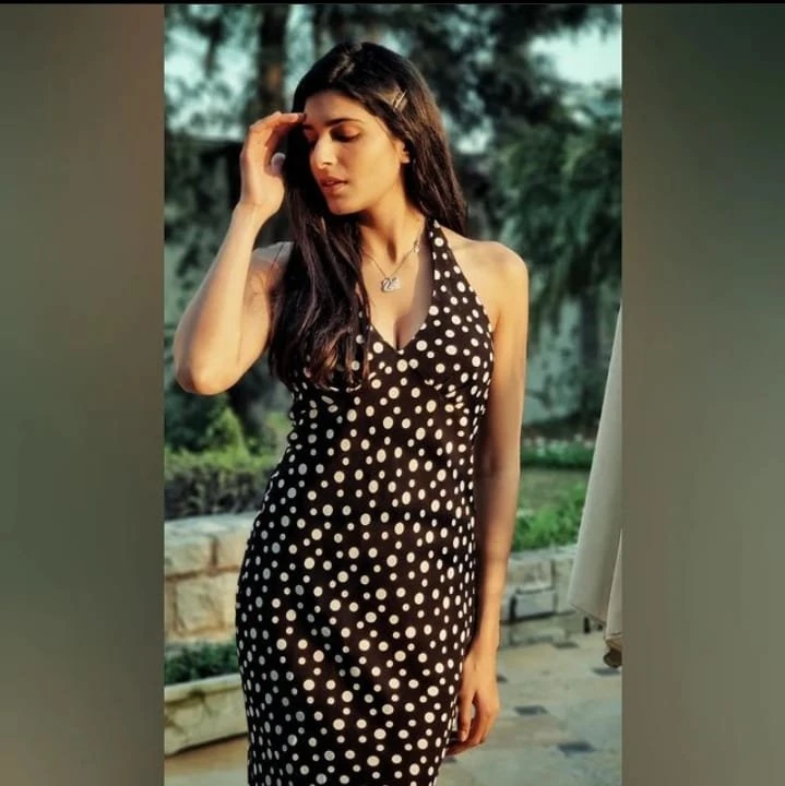 Maya – Indian escort in Mumbai — 5 / 6