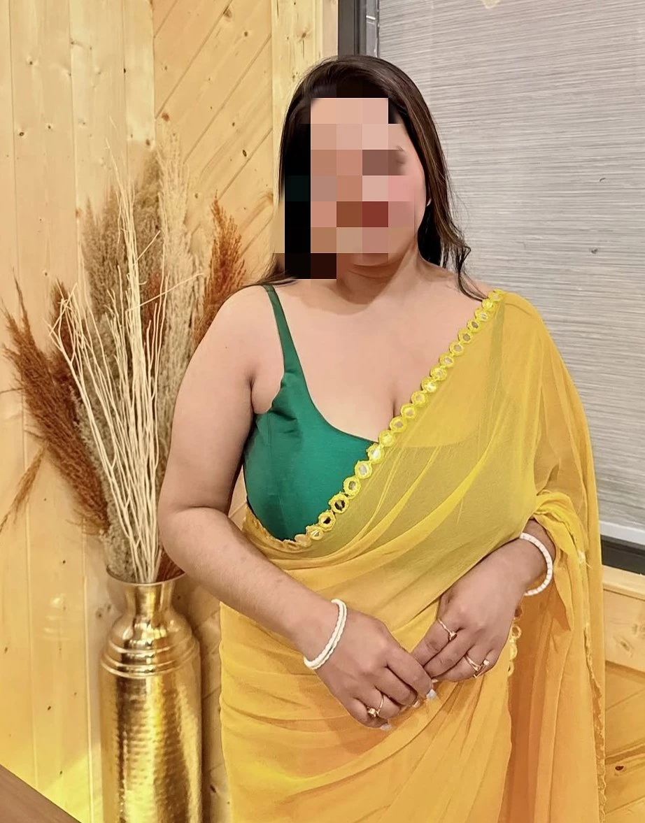Cam Bhabhi.... – Indian escort in Meerut, Escort, Meerut