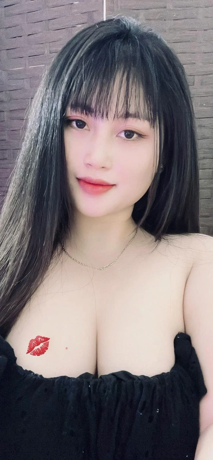 Bella – South Korean escort in Mumbai — 12 / 13