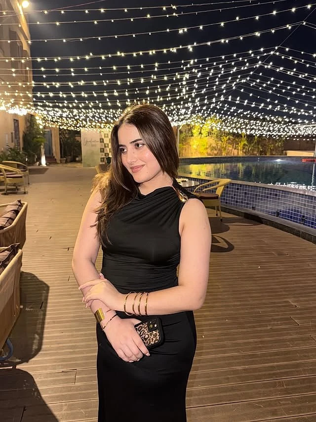 Archana Patel – Indian escort in Surat — 3 / 4