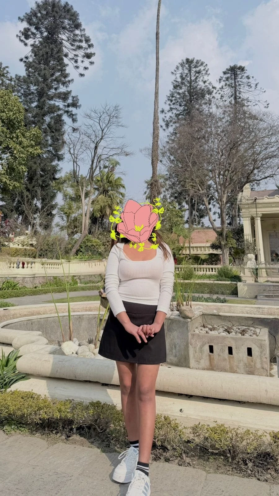 Remu – Nepalese escort in Kathmandu — 2 / 4