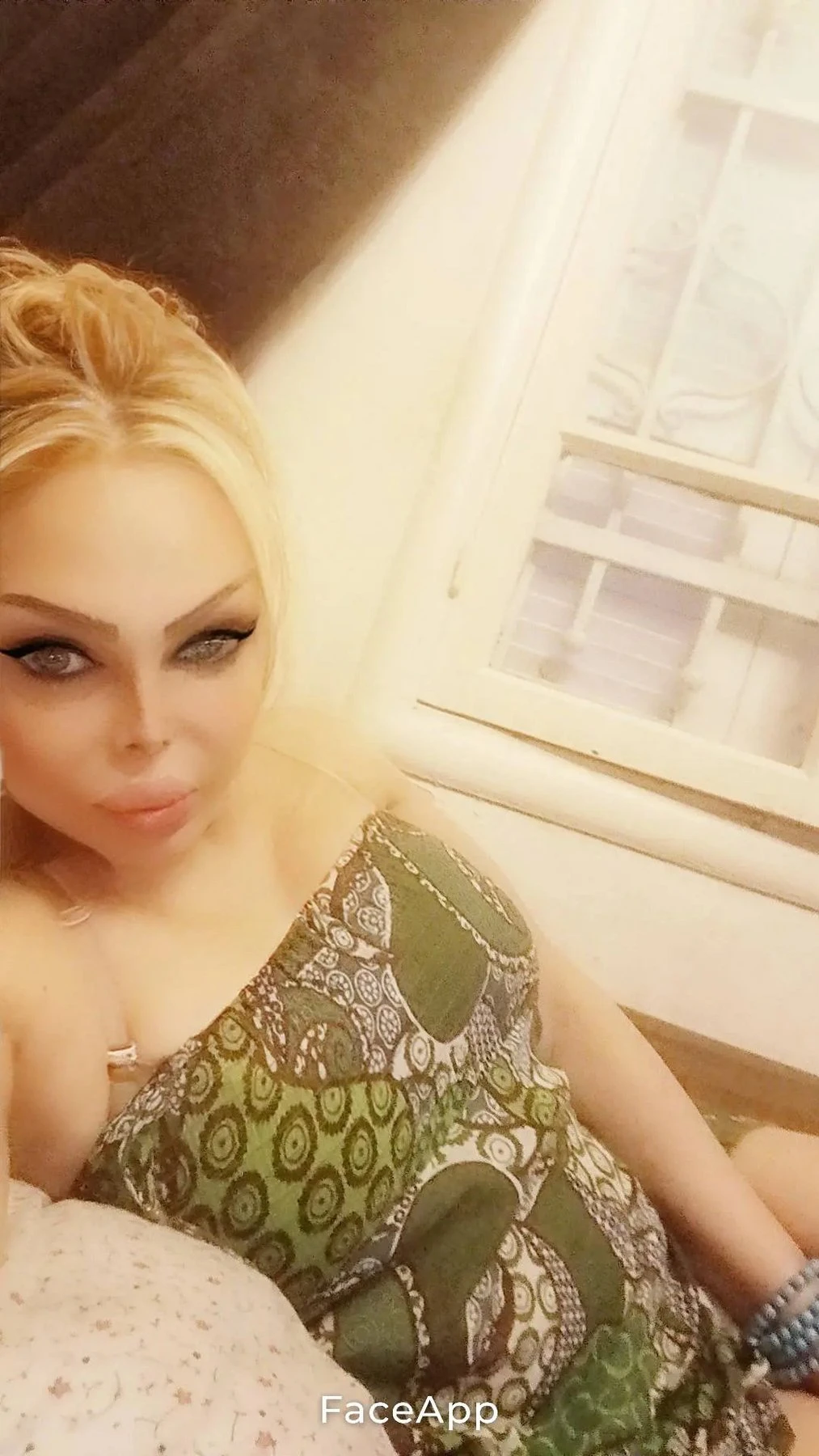 كرسيتنا – Lebanese masseuse in Beirut — 13 / 15