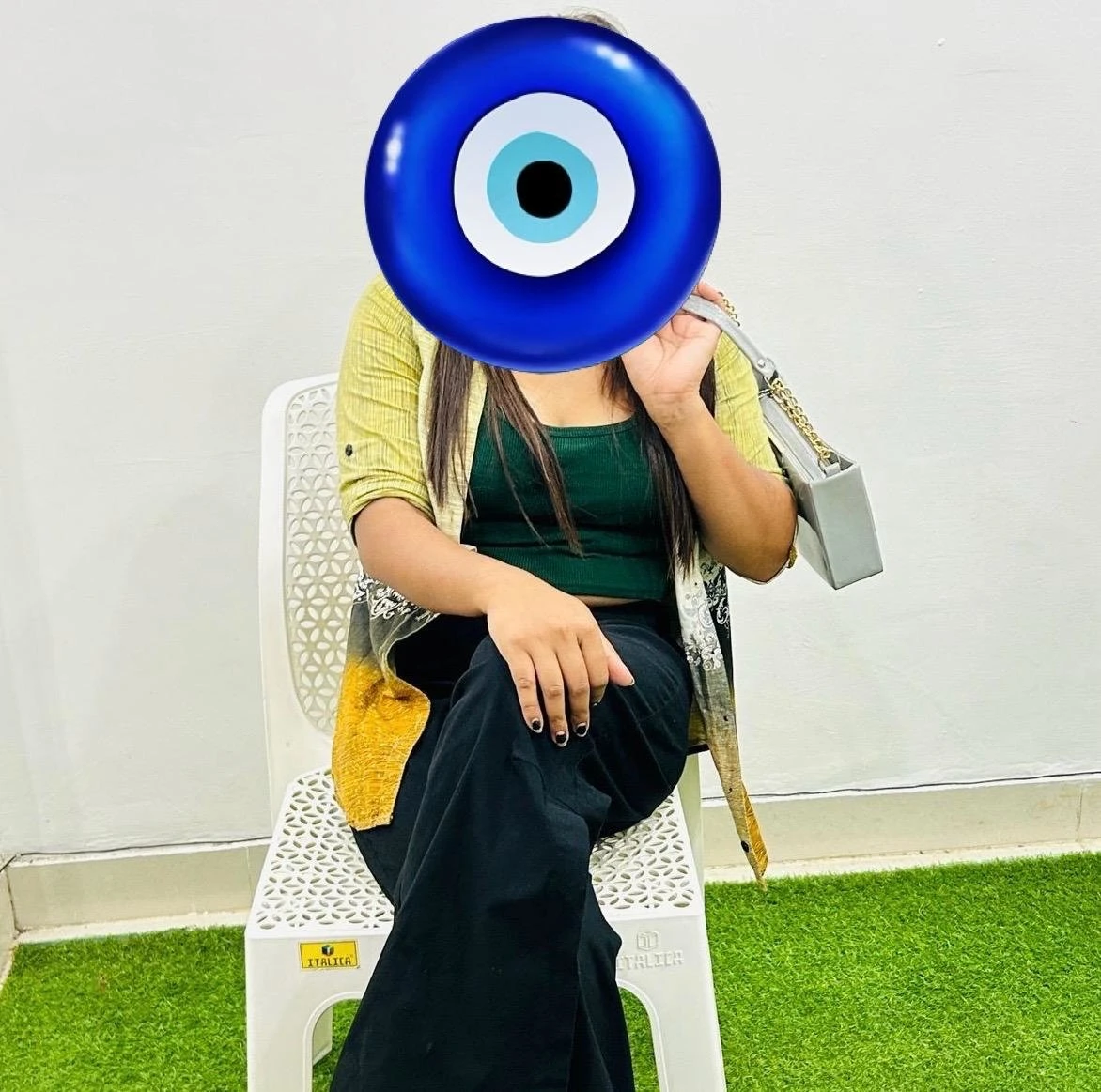 VERONICA OBEROI – Indian escort in Hyderabad — 3 / 8