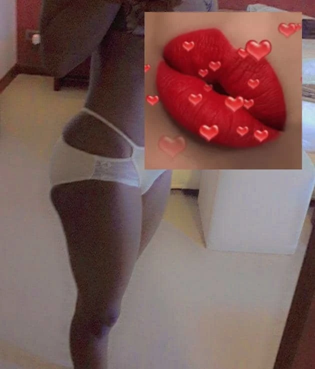 Roxy – Ugandan escort in Kampala — 3 / 4