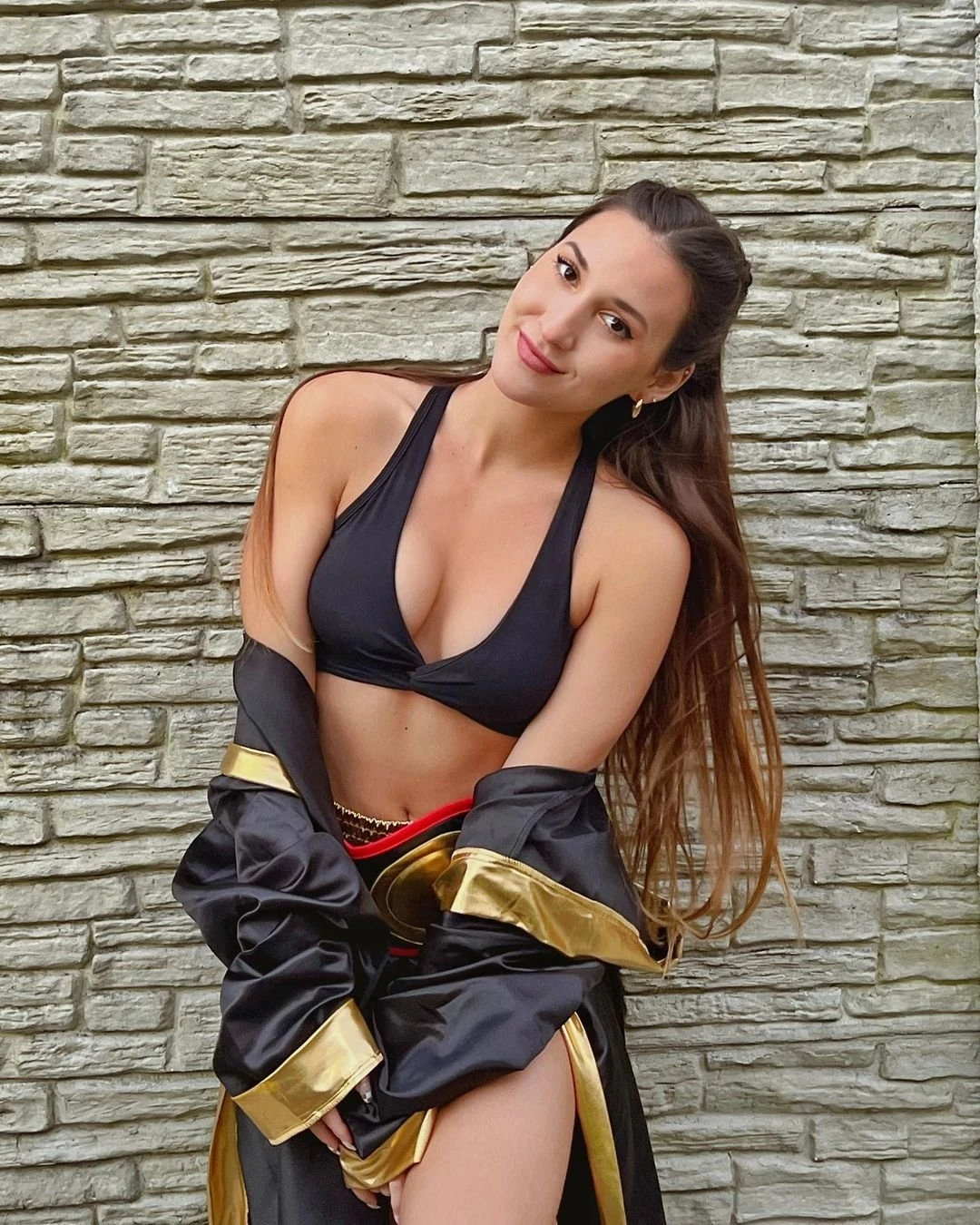 Isabella Cuneo – Romanian escort in Stockholm — 8 / 12