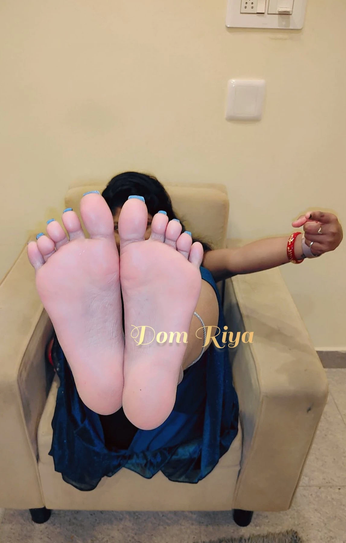 Goddess Rittika(riya) – Indian dominatrix in Kolkata — 17 / 21
