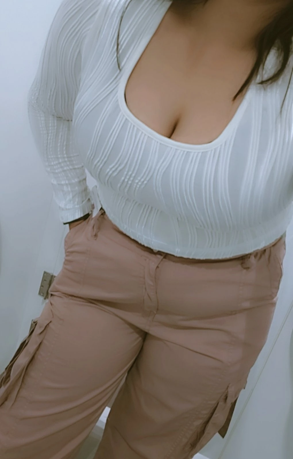 Monica incall – Indian escort in Gurgaon — 4 / 6