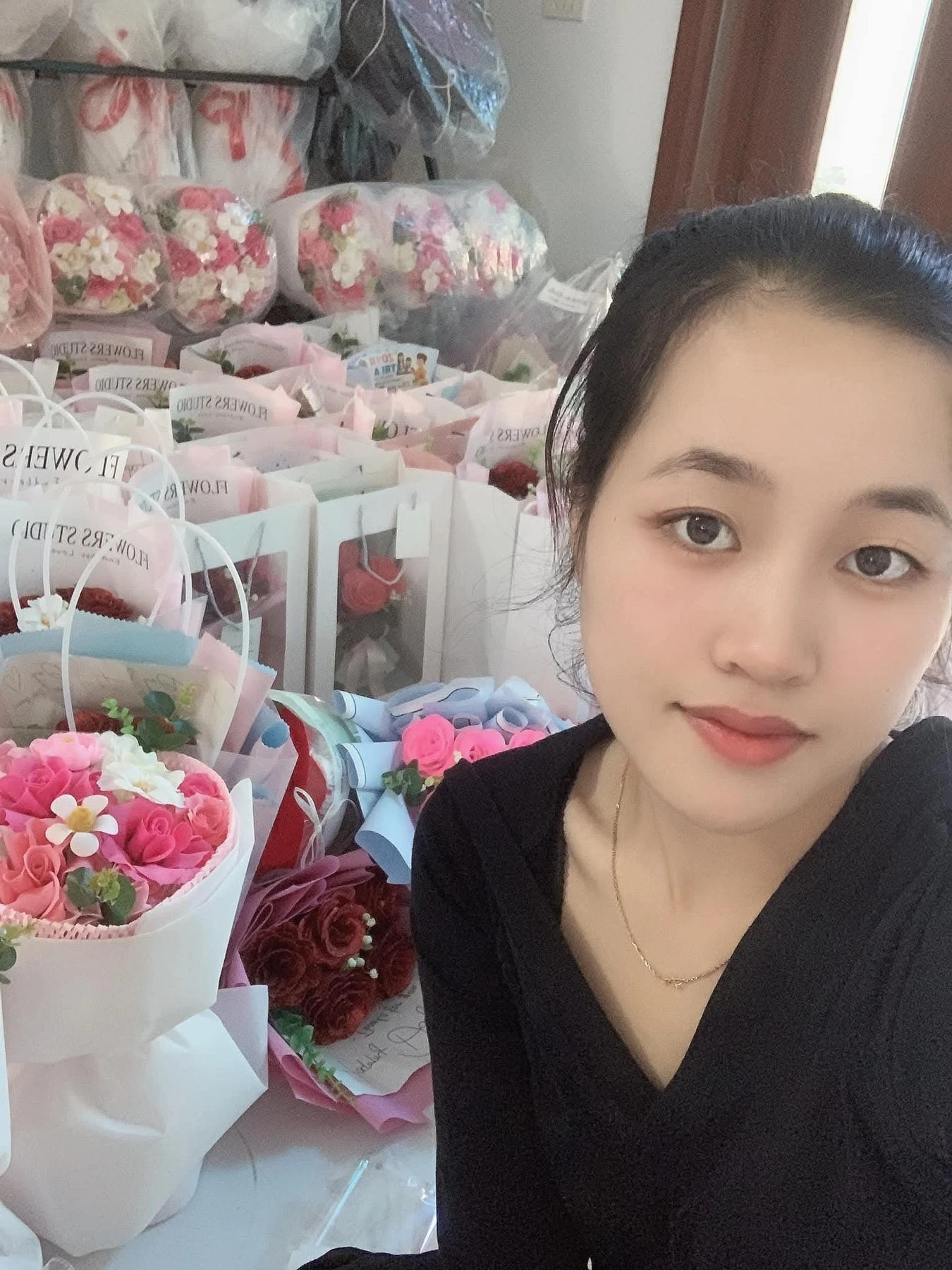 Lulu – Thai escort in Mumbai — 3 / 5