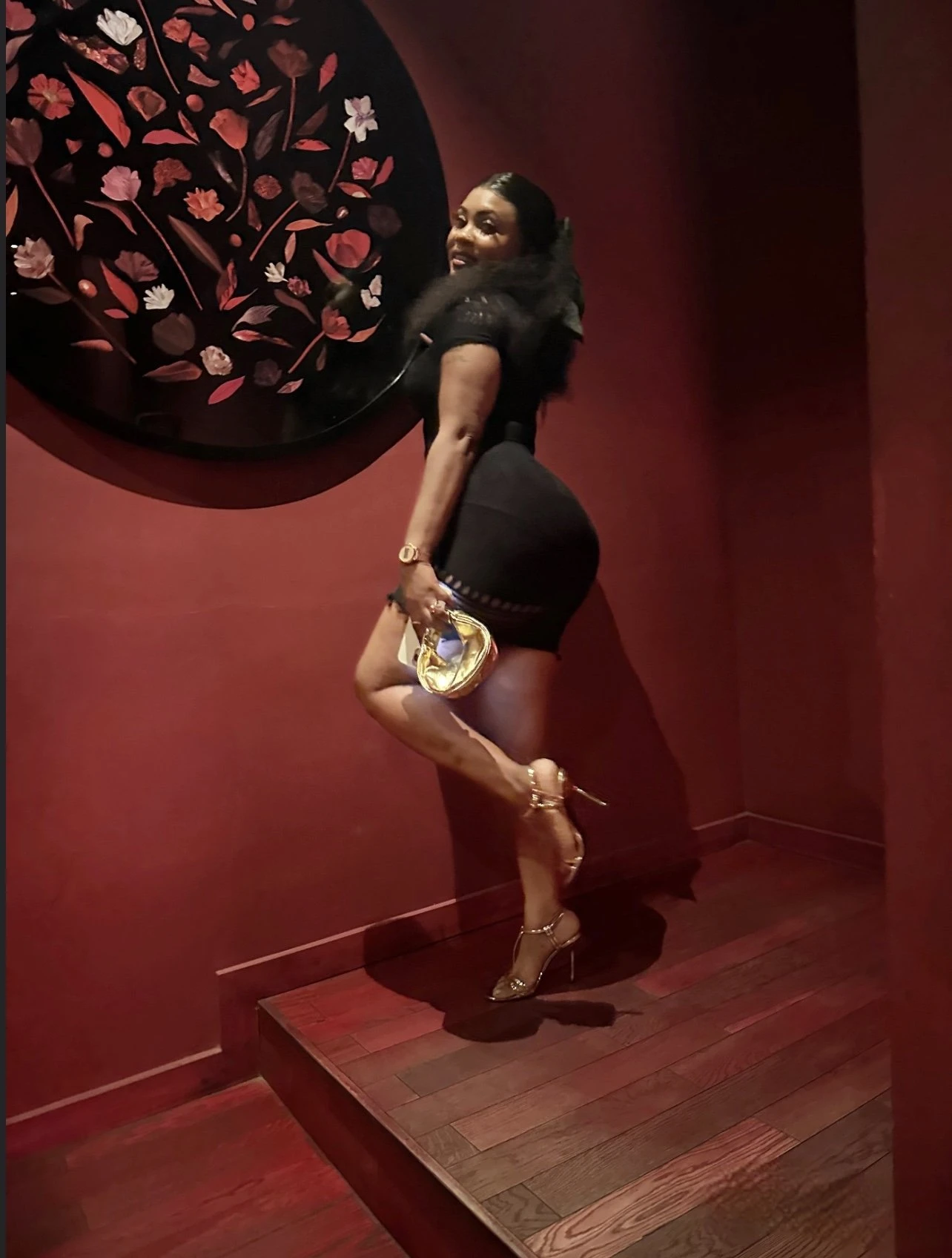 Porsha – South African escort in Noida — 2 / 4