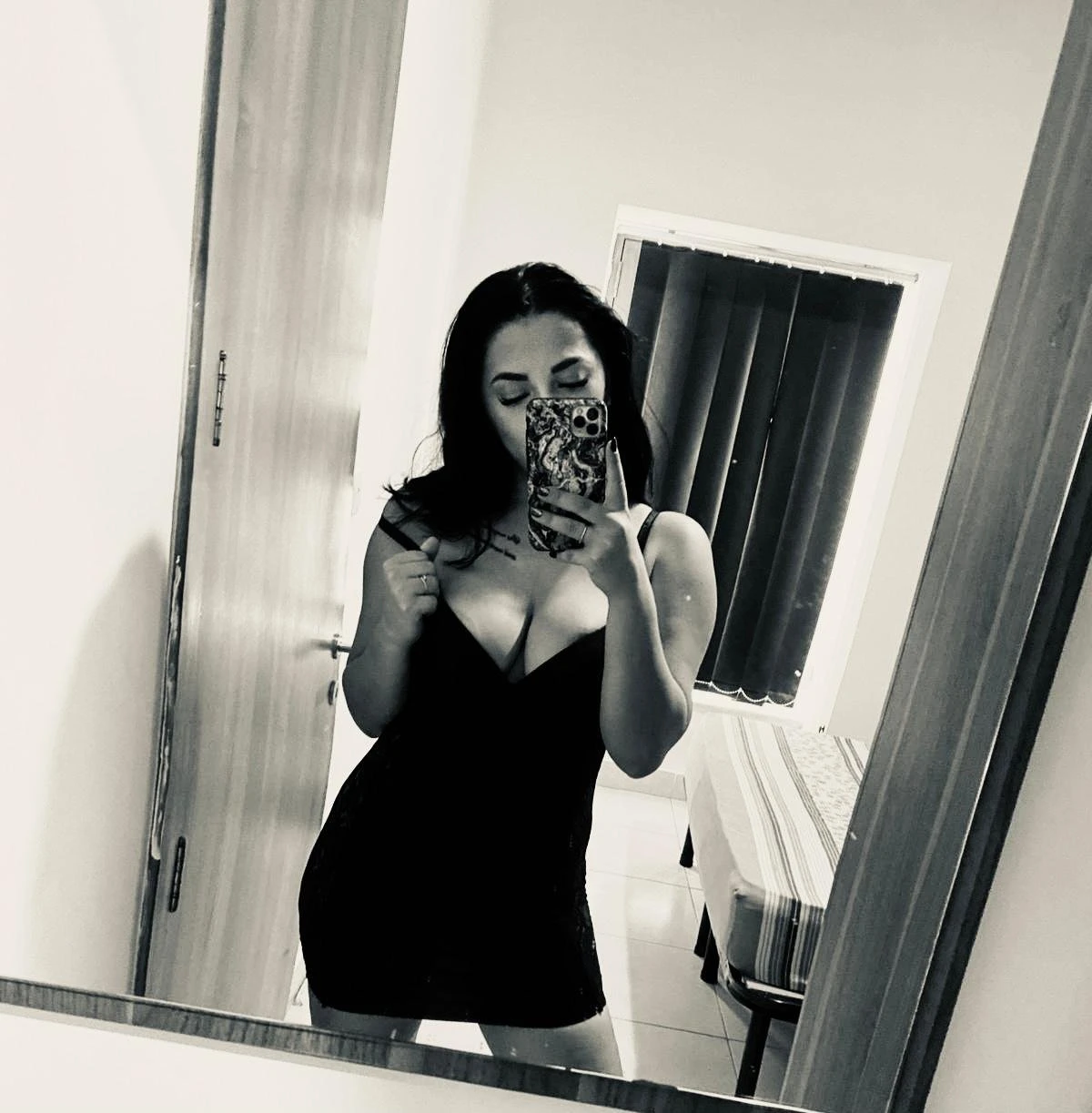 Curvy babe – Spanish escort in Malta — 10 / 16