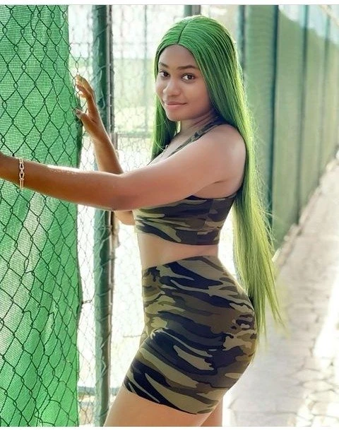 Sweet – South African escort in Beirut — 2 / 4