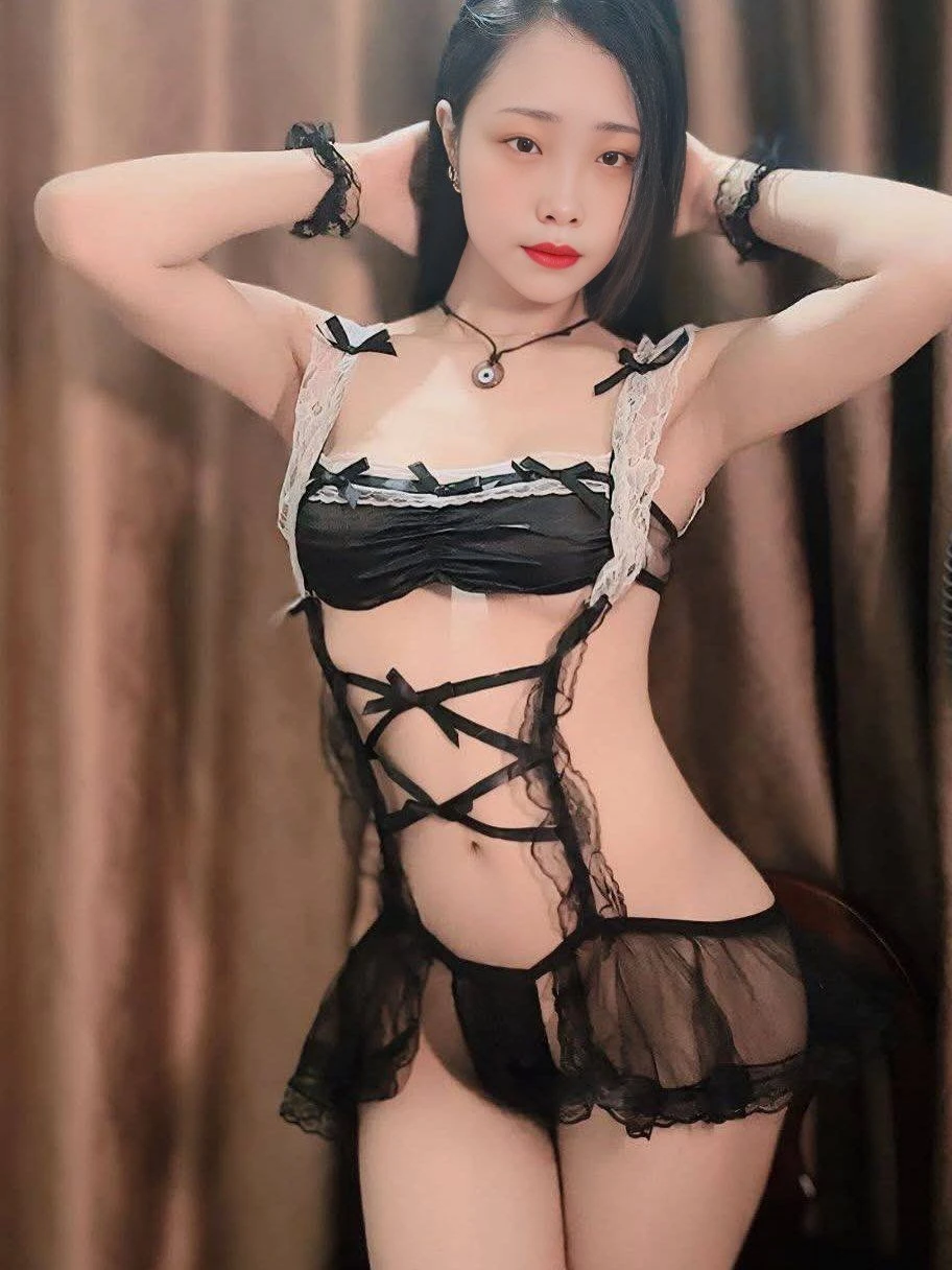 Chinsi India – escort in Mumbai — 3 / 5