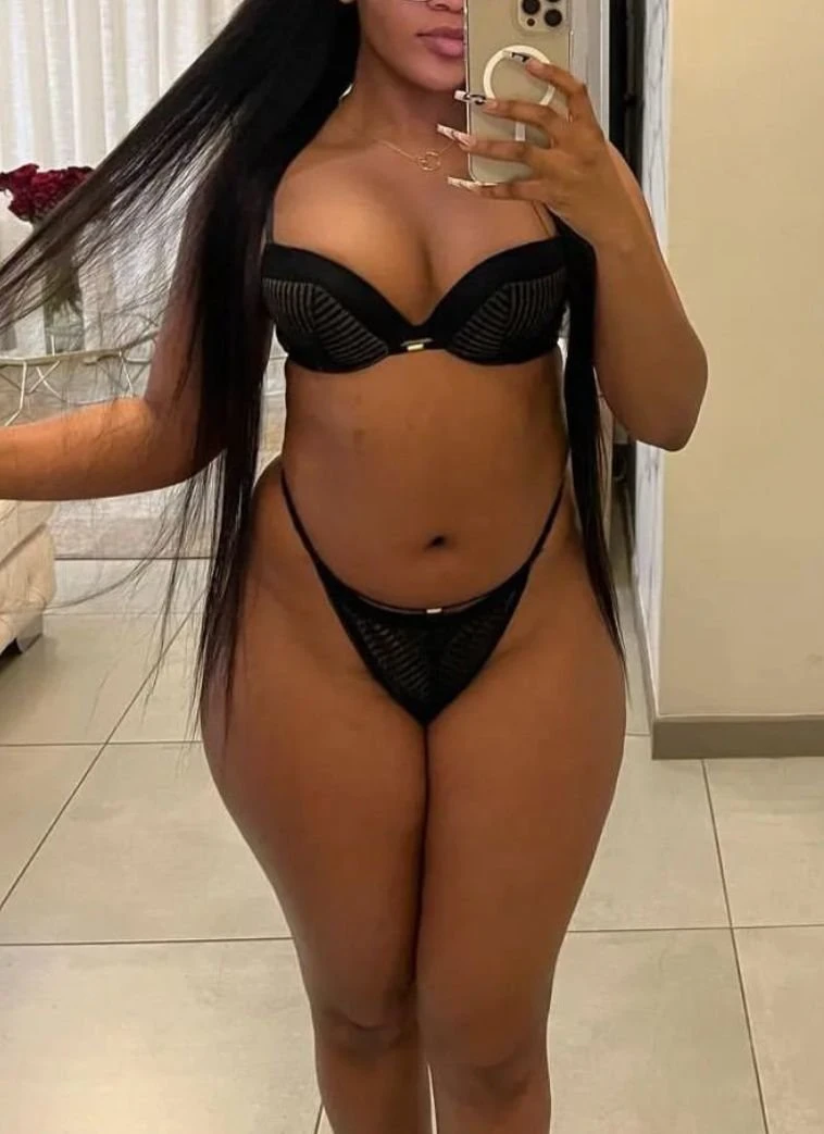 Dana – Cameroonian escort in Casablanca — 3 / 4