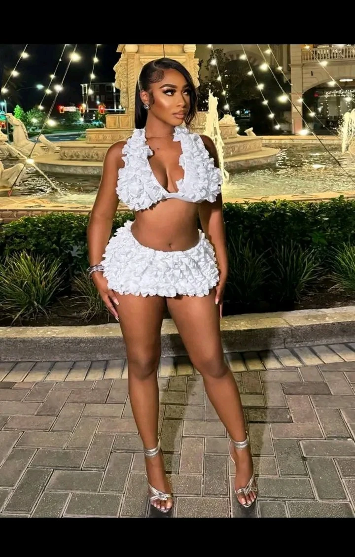 Marinette – Malagasy escort in Mauritius — 1 / 5