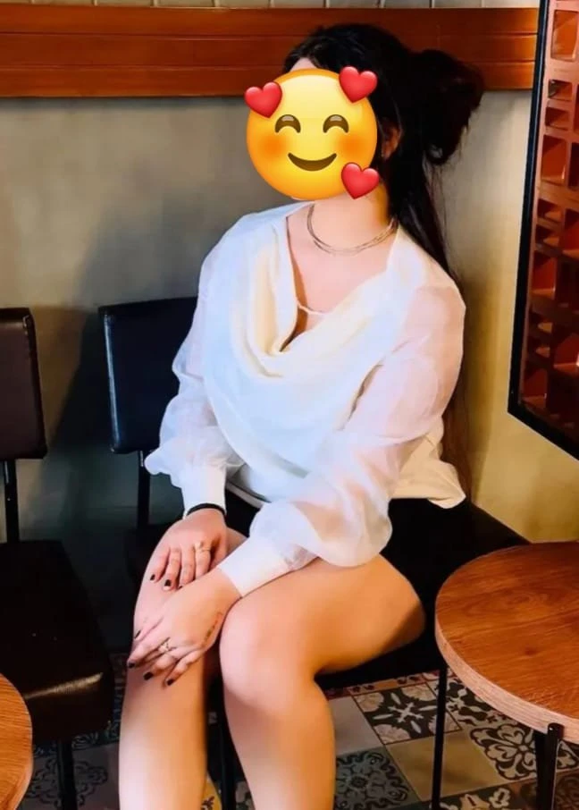 ꧁༒Nikki Real Meet & Cam Session༒꧂ – Indian escort in Pune — 3 / 5