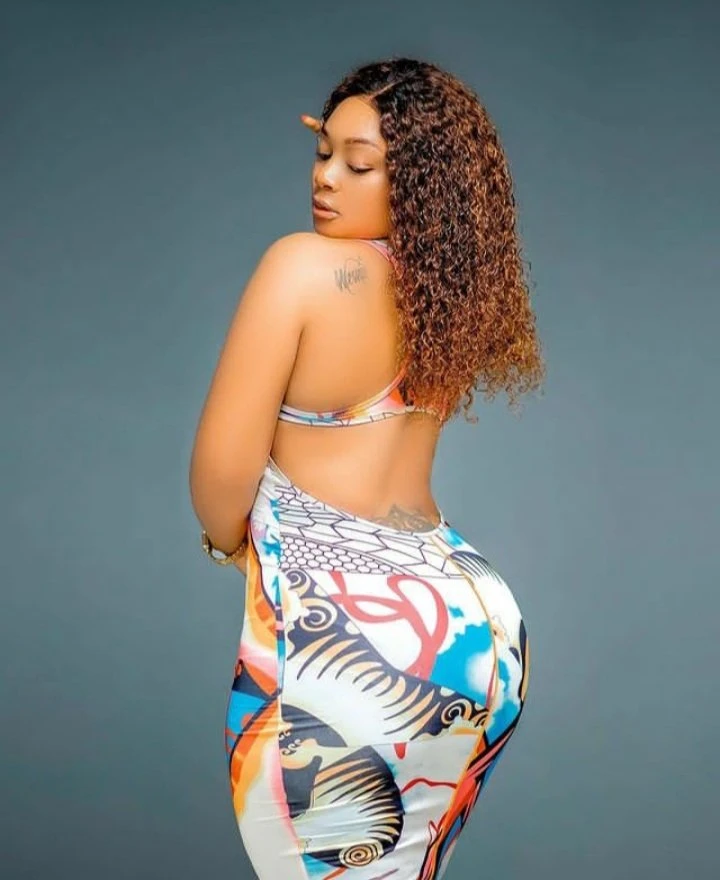 Pretty lady – Rwandan escort in Gurgaon — 2 / 7