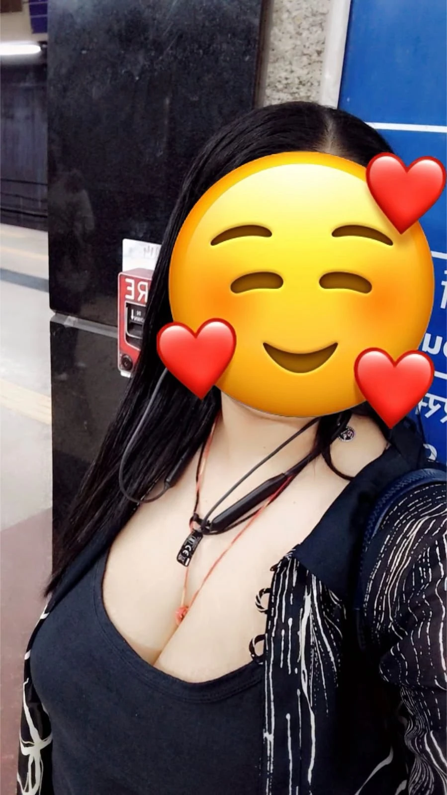 Simran – escort in New Delhi — 3 / 8