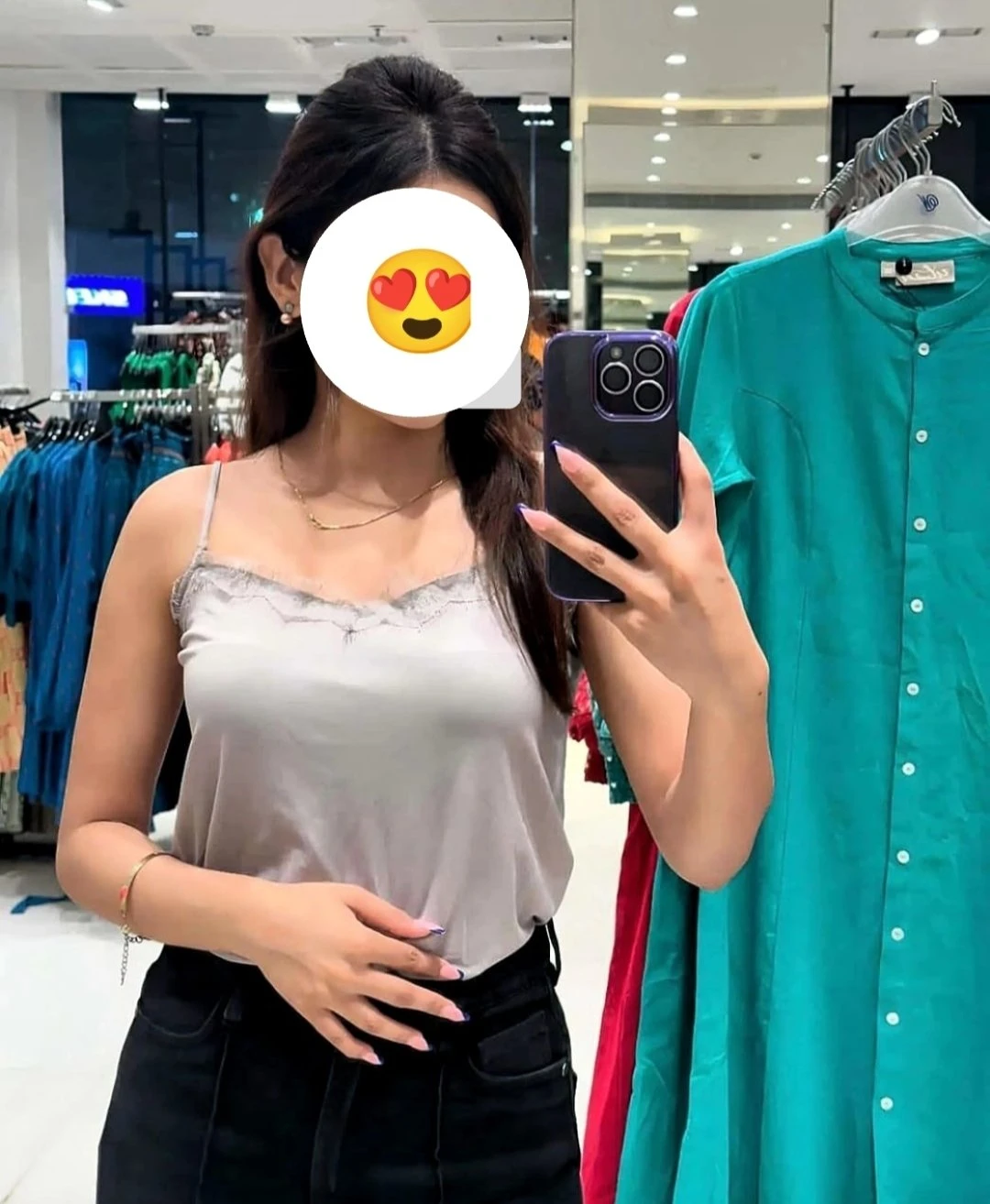 Ishikaa – Indian escort in Pune — 1 / 5