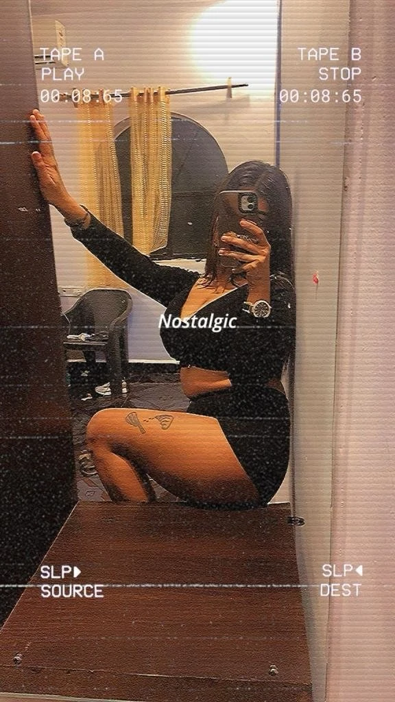 Independent Komal Cam and Real for You) – Indian escort in Hyderabad — 2 / 7