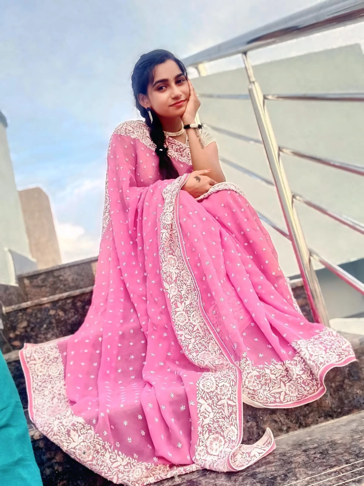 Sakshi Indipendent Girlfriend Experience – Indian escort in Hyderabad — 2 / 3
