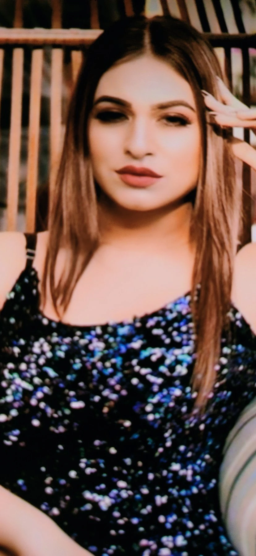 Sonam Patel – Indian escort in Mumbai — 2 / 3