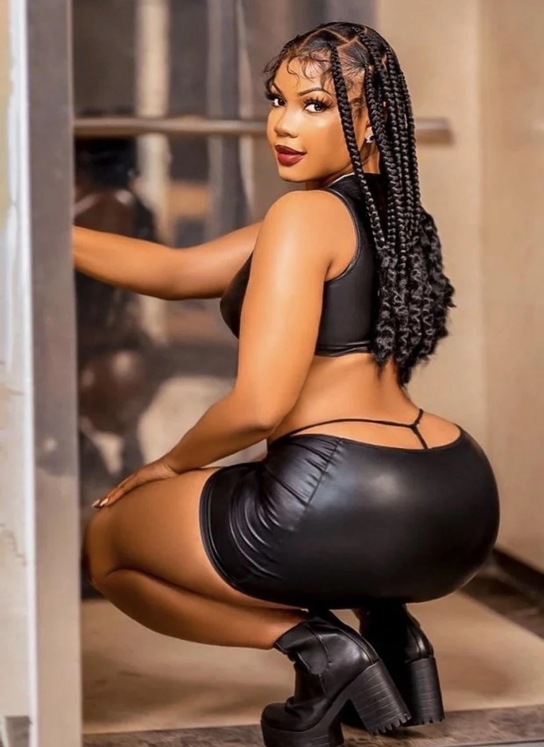 Tee – Cape Verdean escort in Macao — 3 / 9