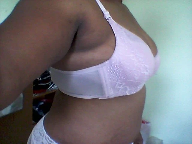 Thamali – Sri Lankan escort in Colombo, Escort, Colombo